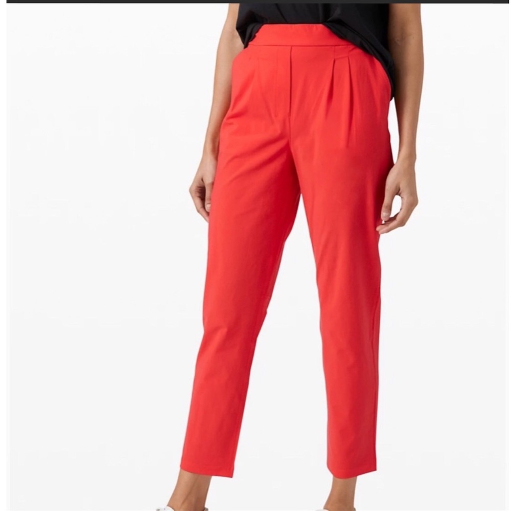 NWT！Lululemon your true trouser high rise crop
